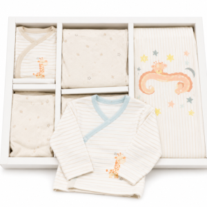 COFFRET-NAISSANCE-10PCS-FILLE-BIORGANIC