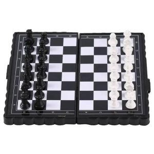 JEU-DECHECS-MAGNETIQUES