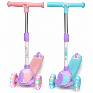 TROTINETTE-A-TROIS-ROUES-AVEC-LUMIERES-BLEU-MAUVE-ROSE