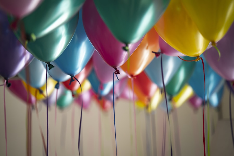 Lot Chapeaux Anniversaire Colorés x6 – Image 2